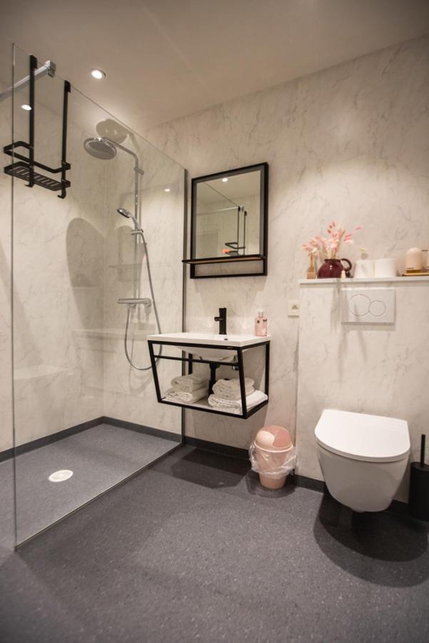 Hotel - B&B Elementum Kortrijk Kültér fotó