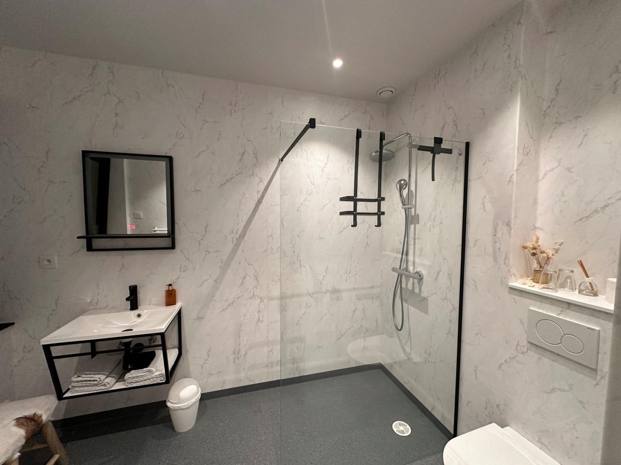 Hotel - B&B Elementum Kortrijk Kültér fotó