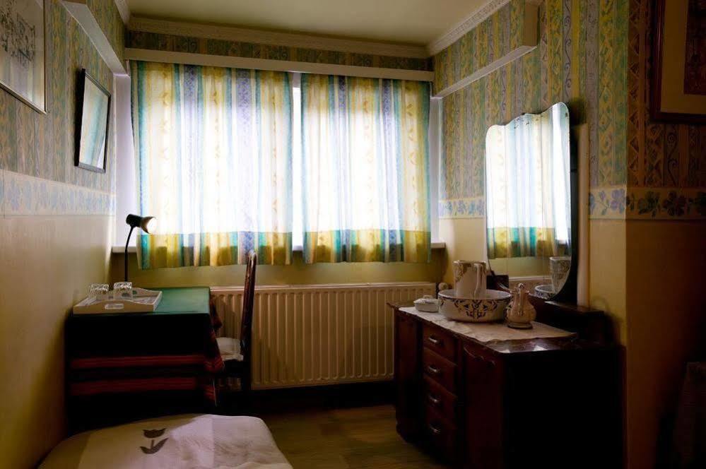 Hotel - B&B Elementum Kortrijk Kültér fotó
